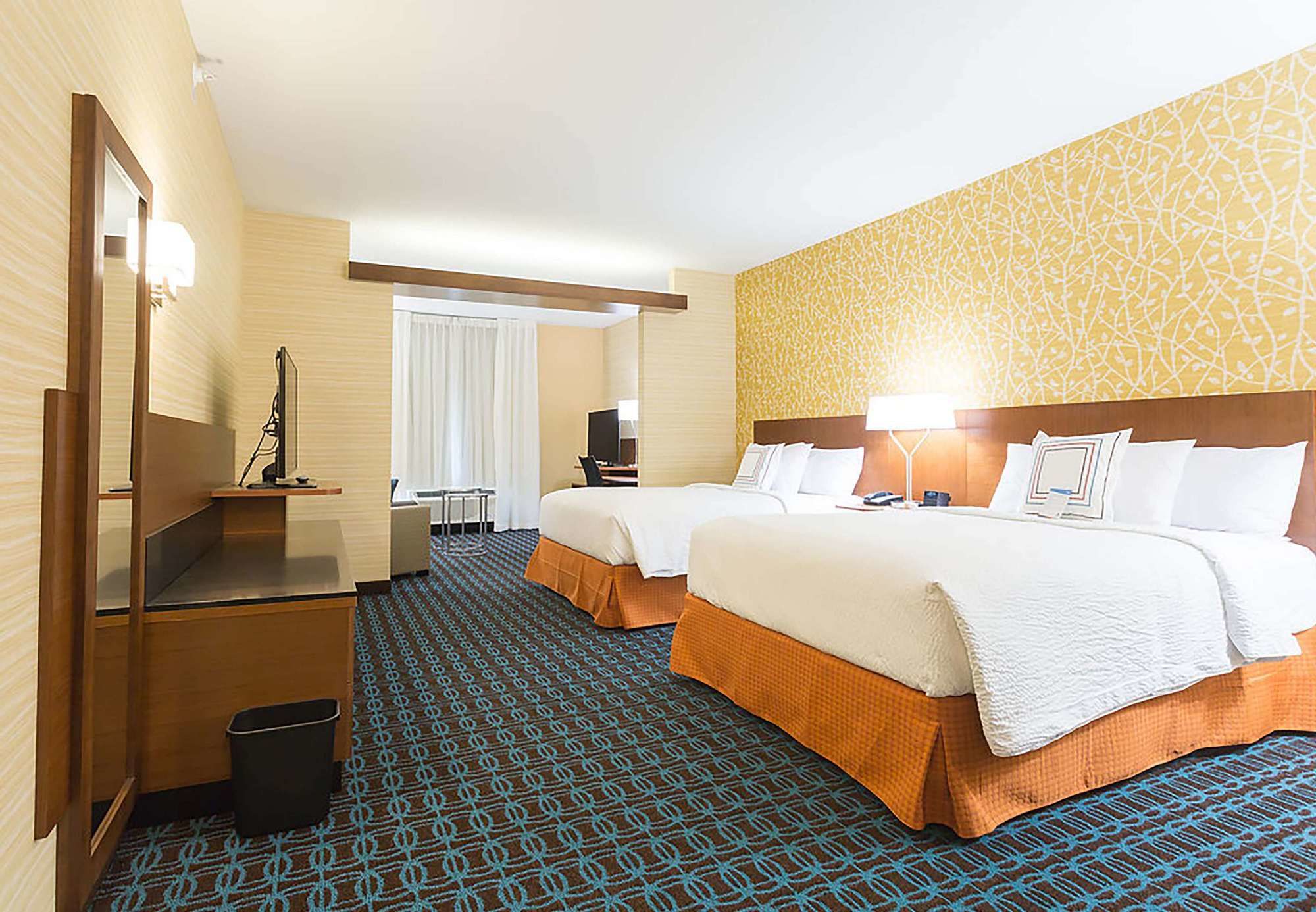 Фото Fairfield Inn & Suites Jamestown