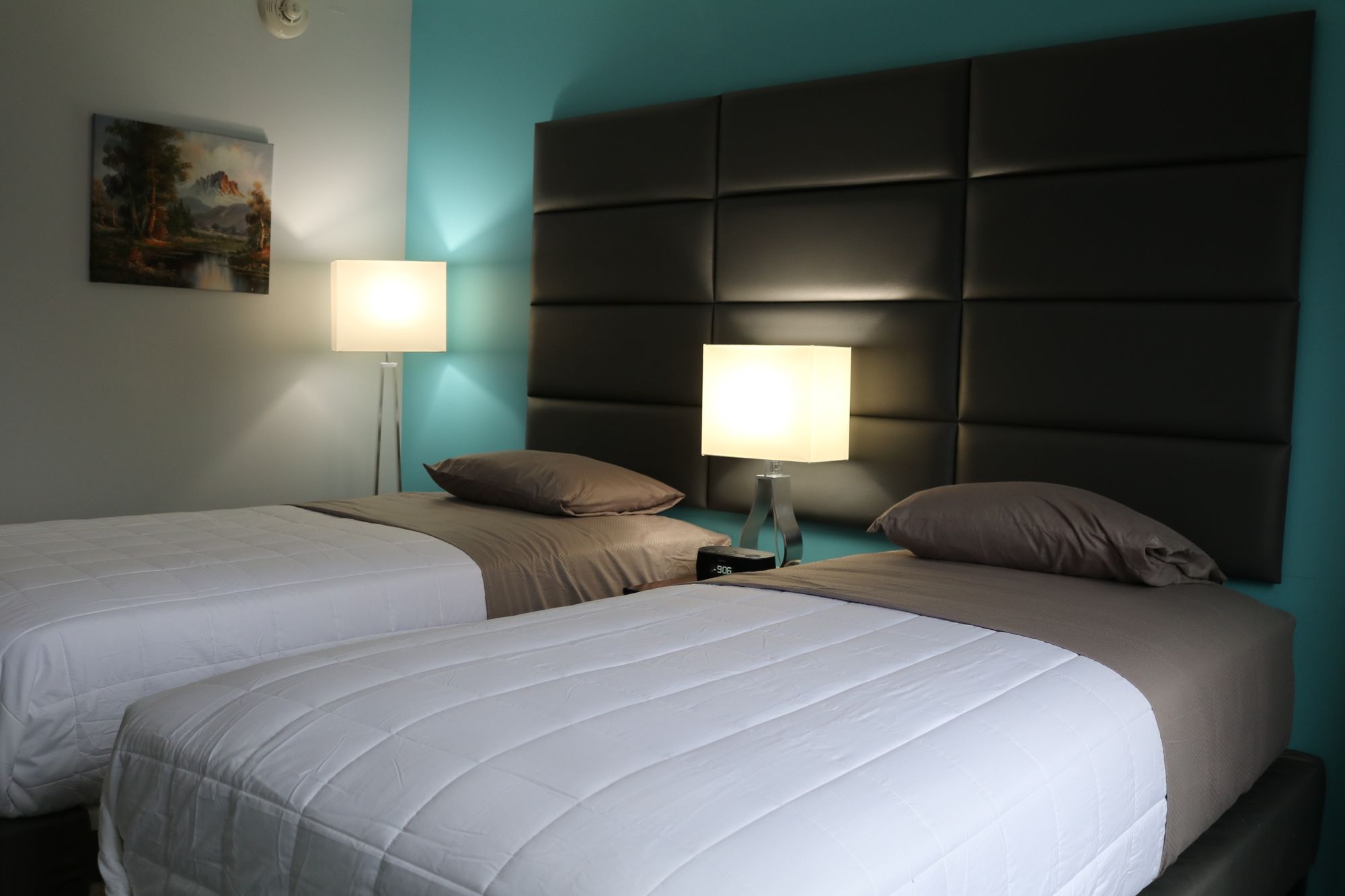 Фото Canal Loft Hotel