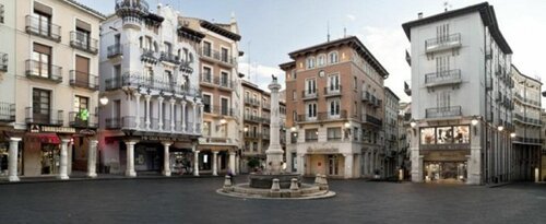 Внешний вид отеля Hotel Reina Cristina в Теруэле, фото 4