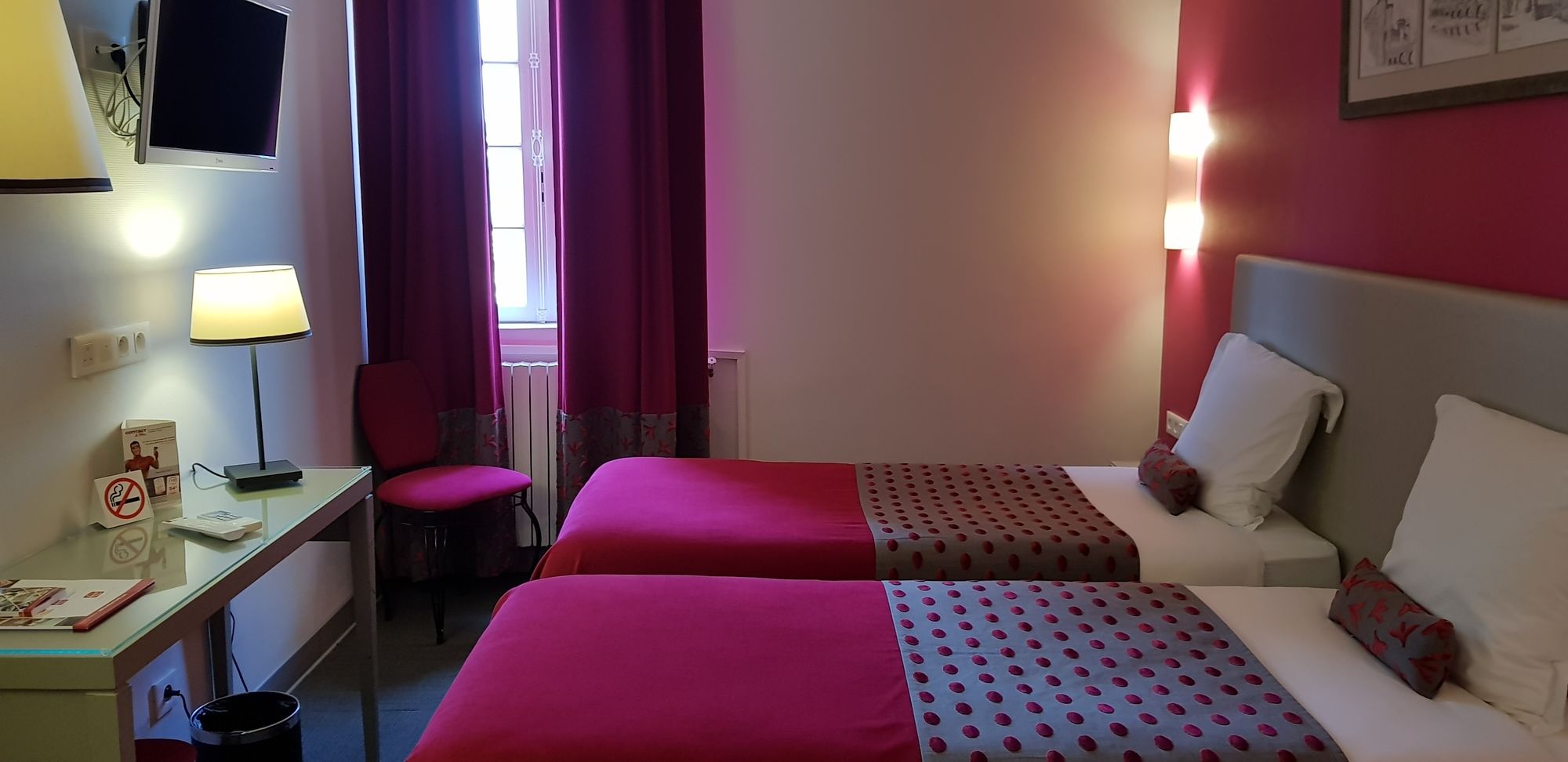 Фото Hôtel du Pont Vieux