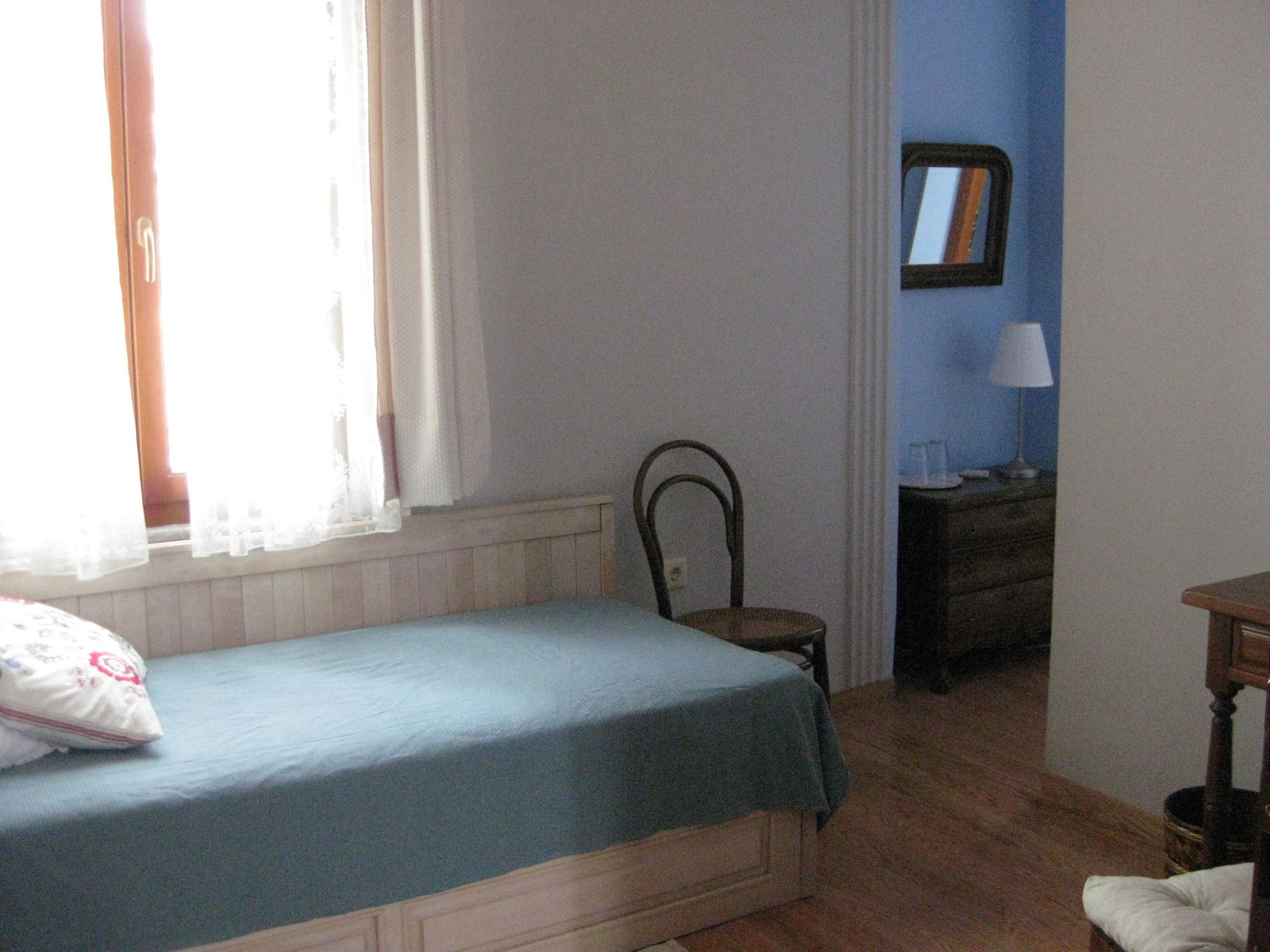 Фото Traditional Hotel Ianthe