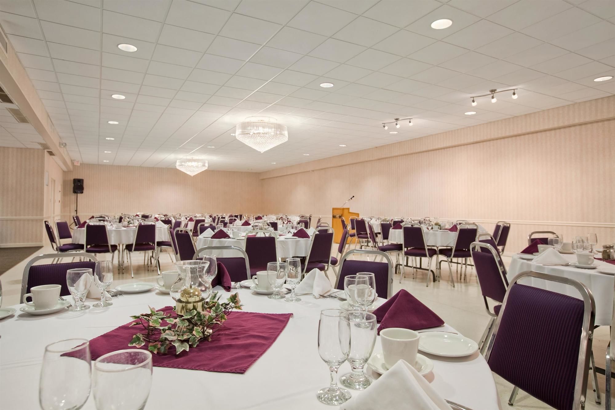 Фото Coronet Hotel Prince Albert