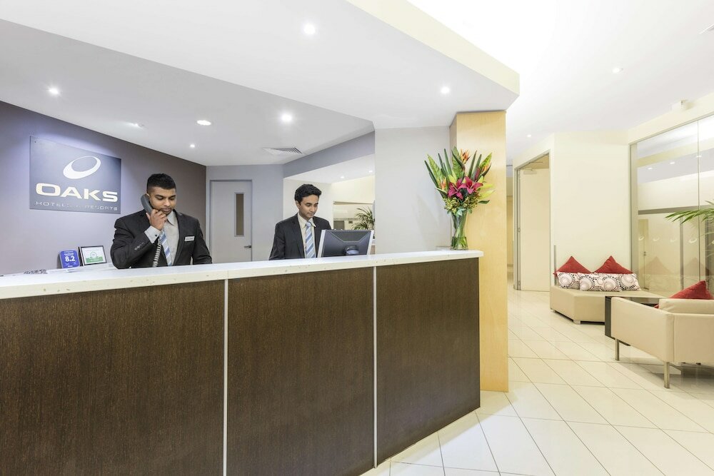 Фото Oaks Melbourne on Lonsdale Suites