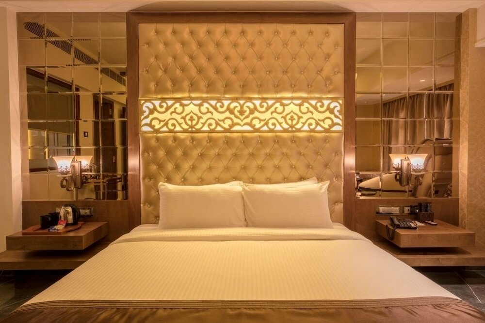 Фото Peninsula Redpine