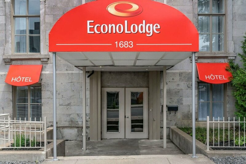 Гостиница Econo Lodge в Монреале