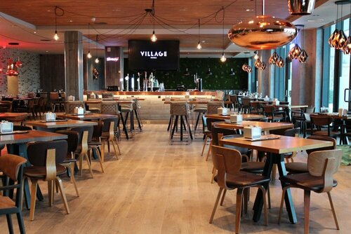 Гостиница Village Hotel Leeds South
