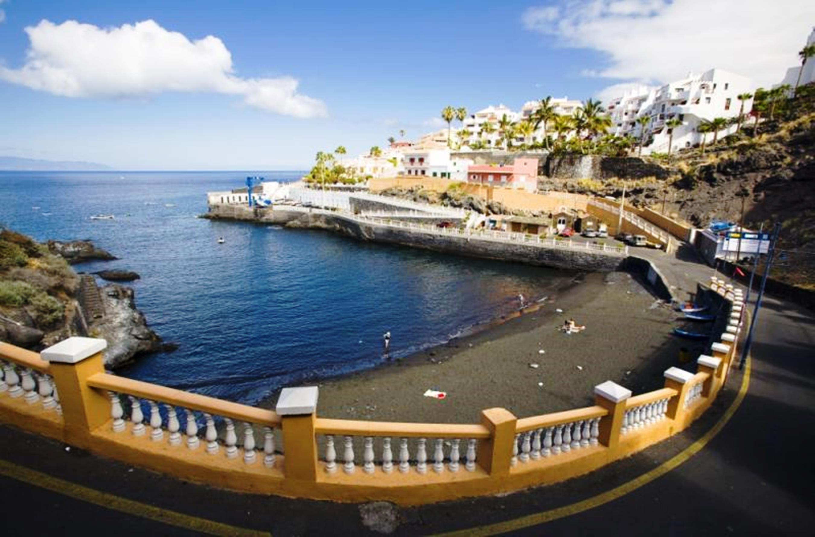 Фото El Marques Palace by Intercorp Hotel Group