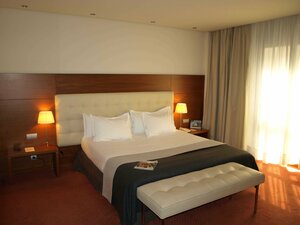 Гостиница Hotel Silken Coliseum