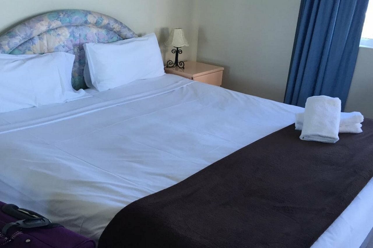 Фото Sandpiper Apartments