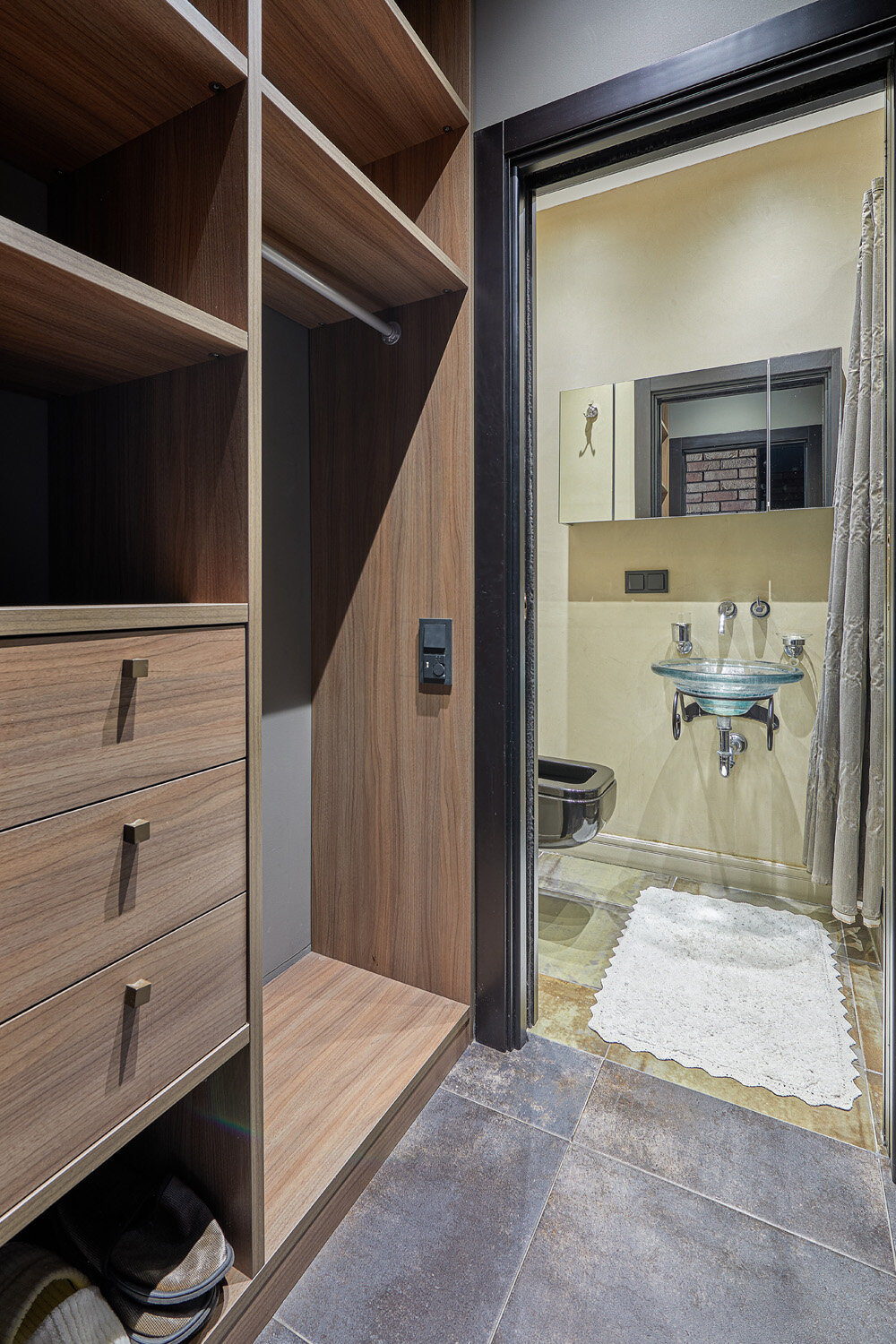 Фото Апартаменты на улице Чехова 1