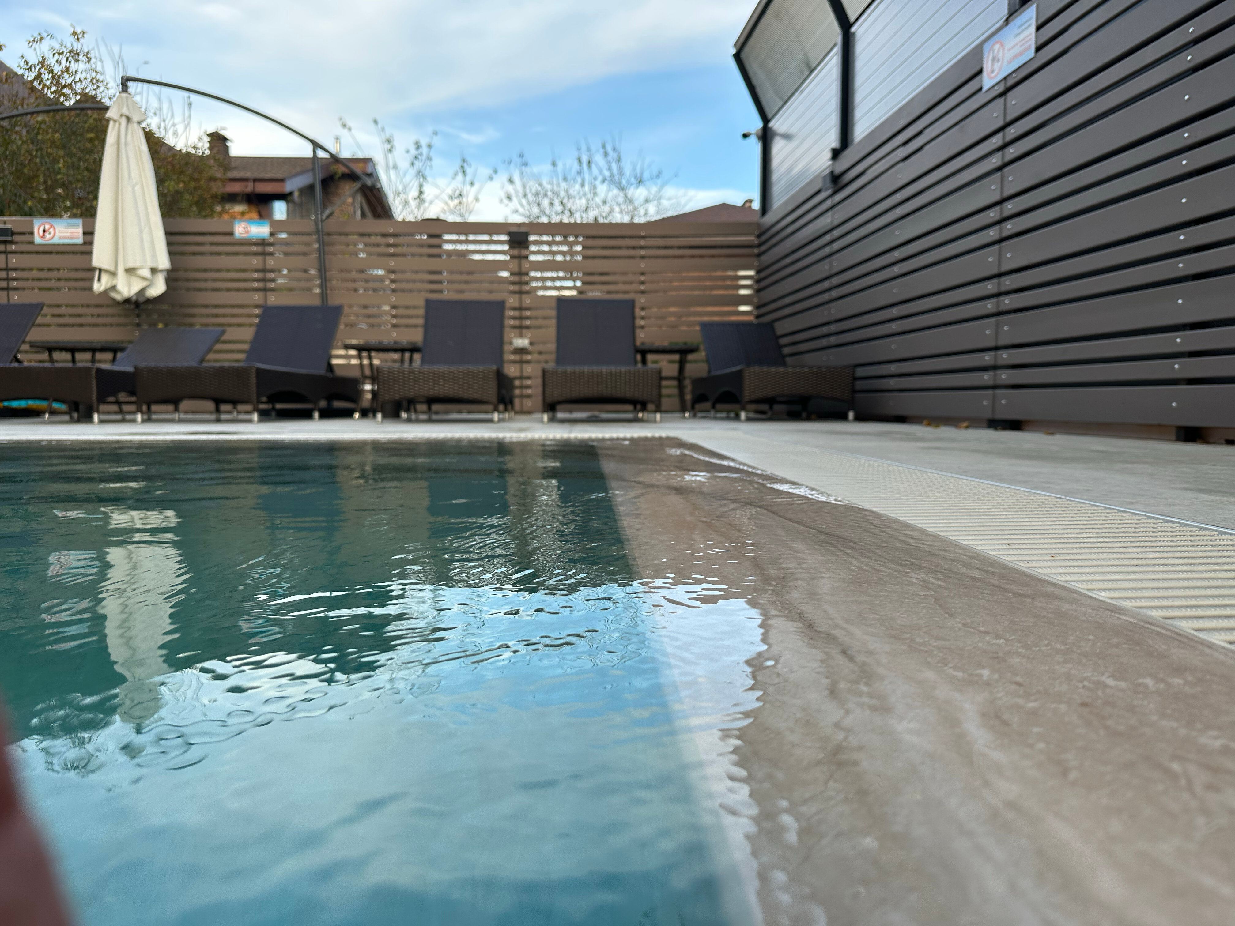 Фото Альба ИНН Апартментс