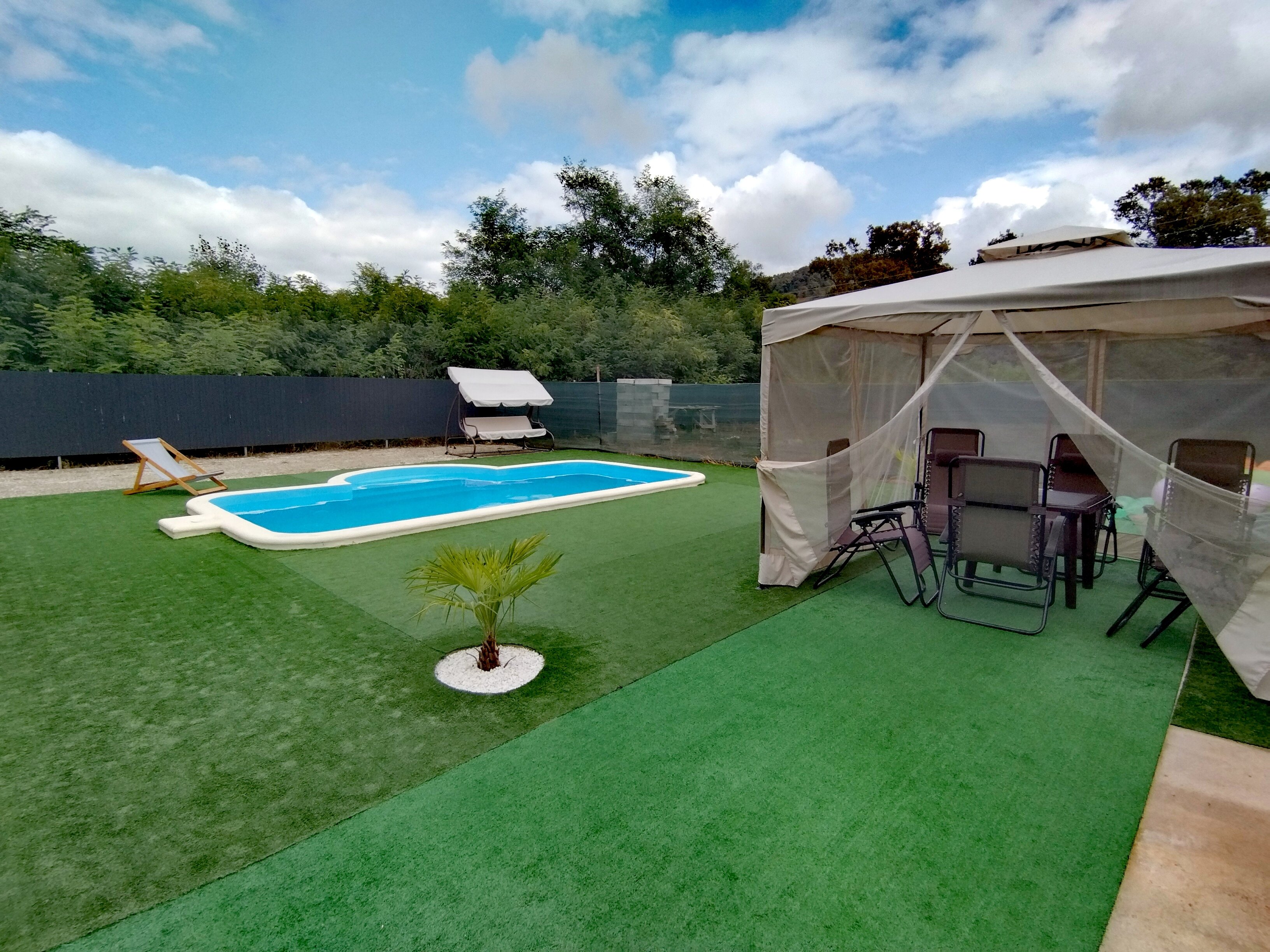 Фото Лесной островок