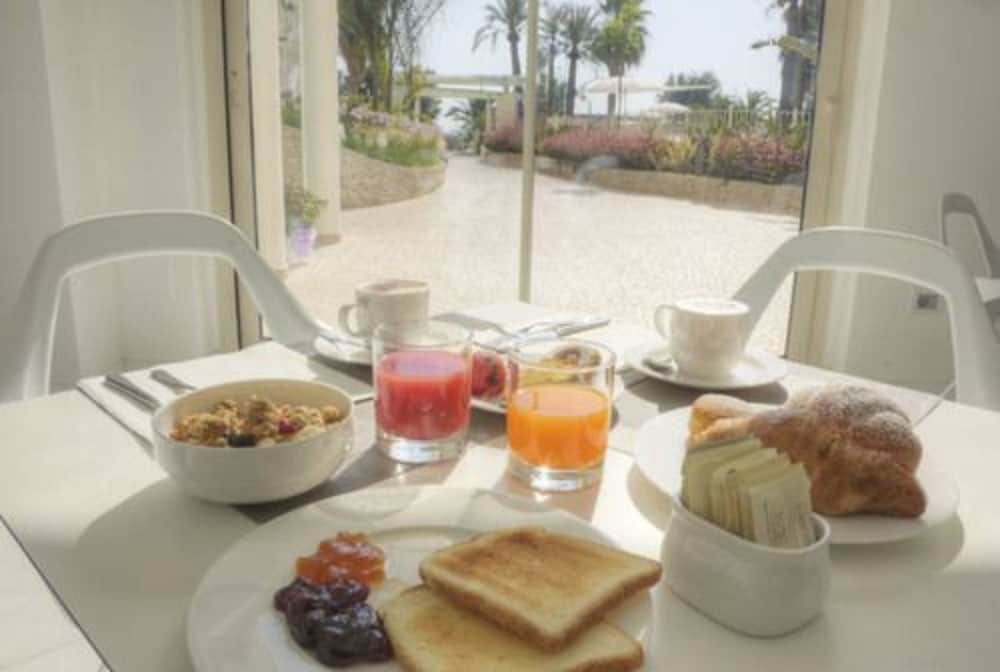 Фото Smeraldo Suites & SPA