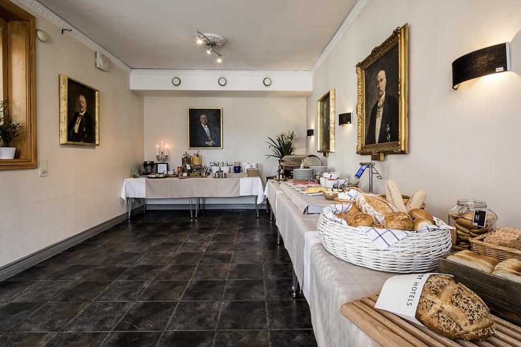 Фото First Hotel Christian IV