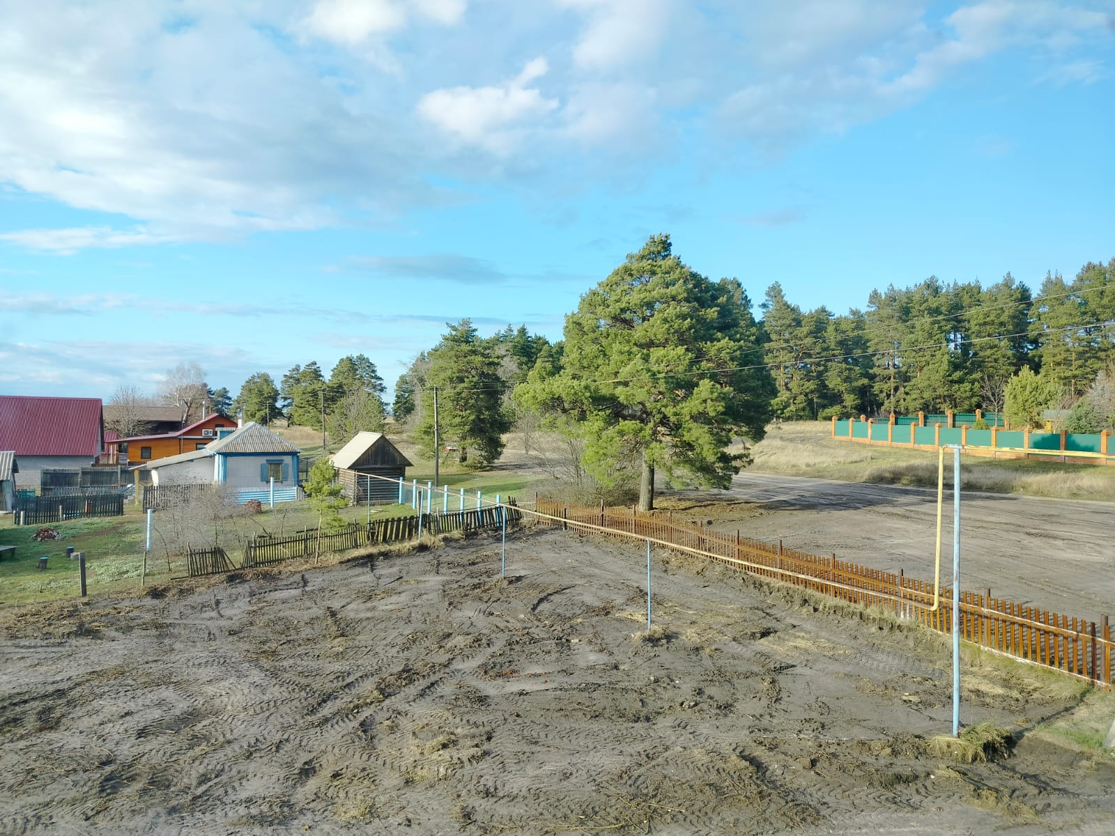 Фото Сосновая Стрит