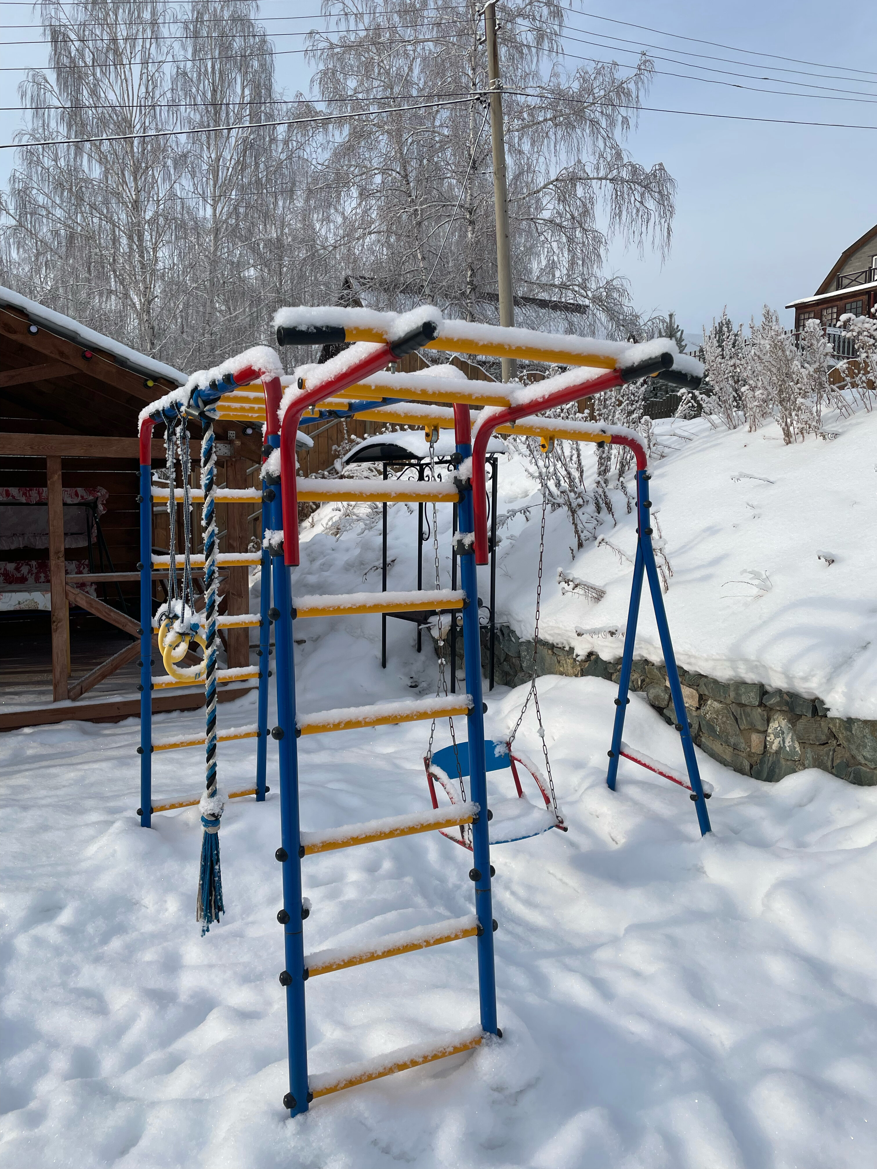 Фото Теремок в горах