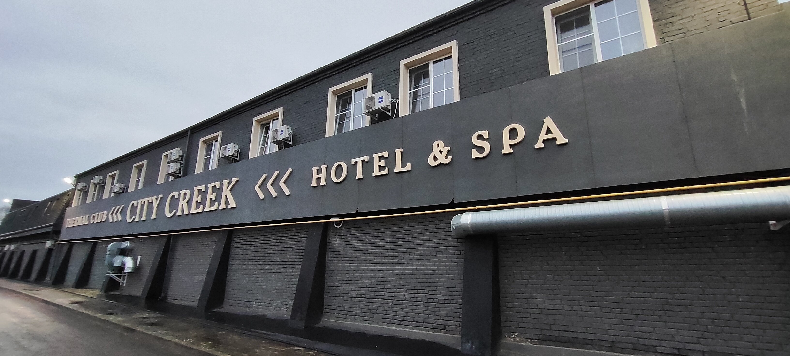 Фото отеля 2