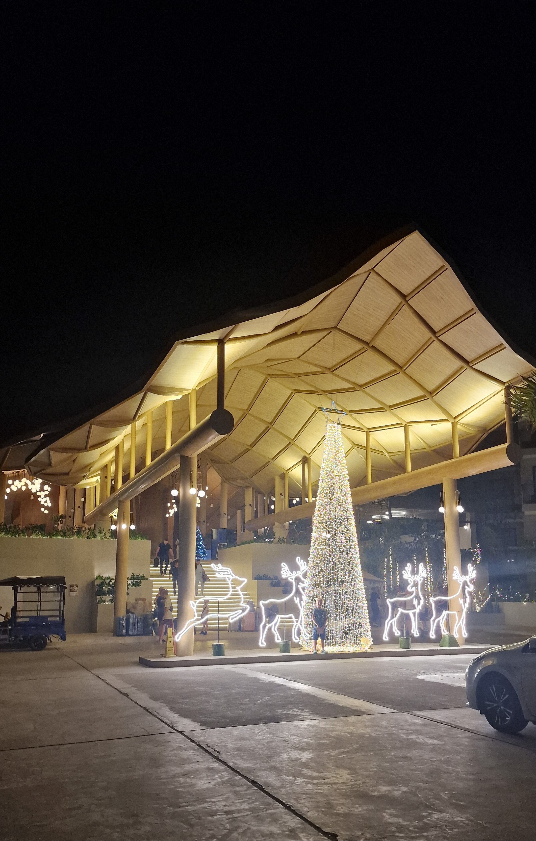 Фото Phuket Emerald Beach Resort