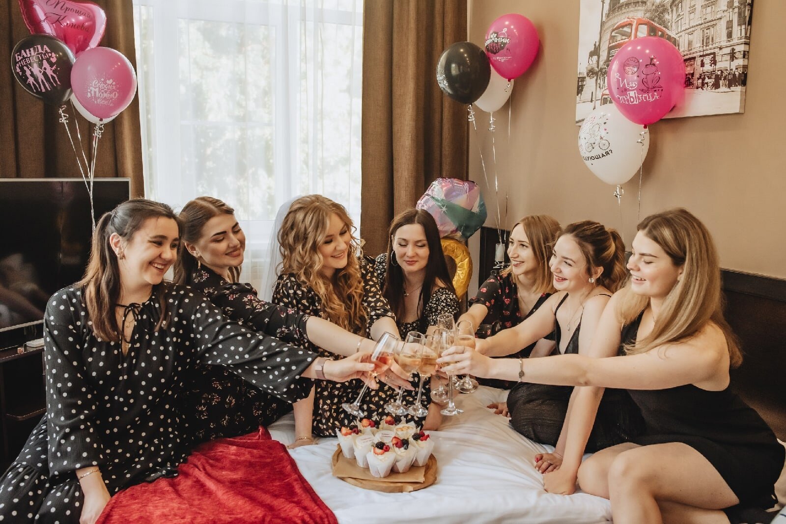 Фото Белая Акация