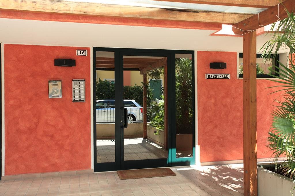 Фото Maestrale Canova Apartments