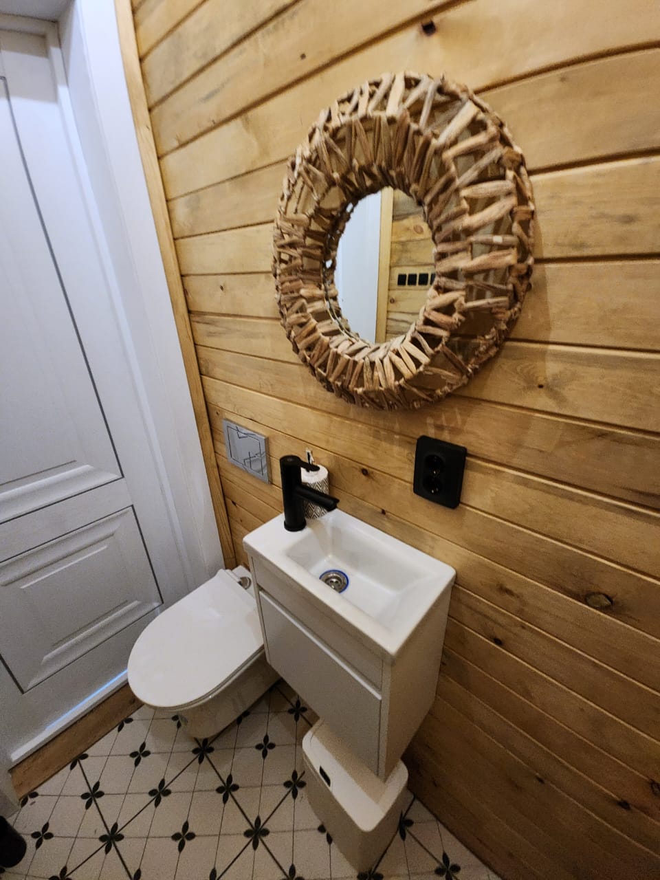 Фото Chilla villa black