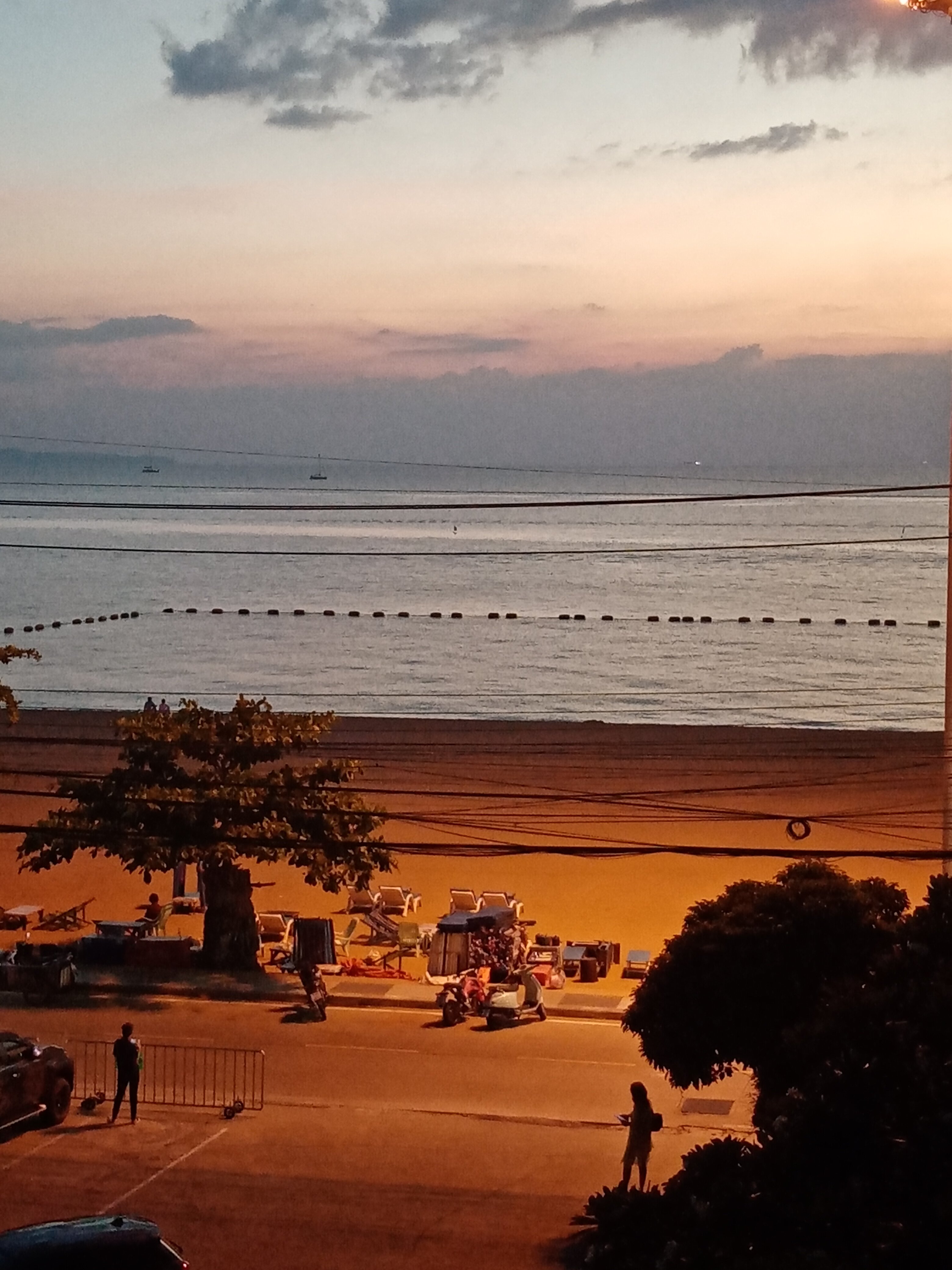 Фото Seaside Jomtien Beach