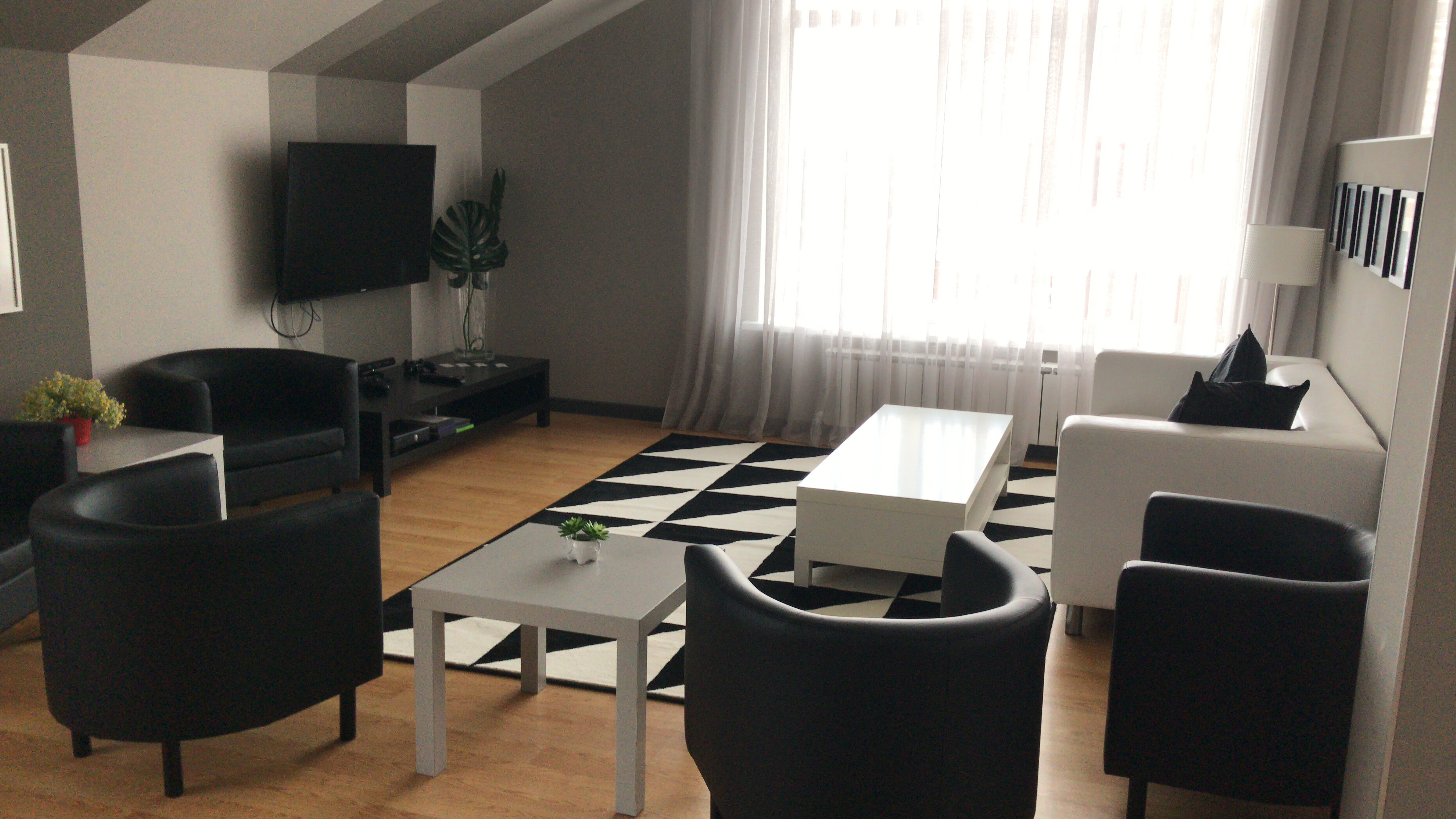 Фото Ле Мон