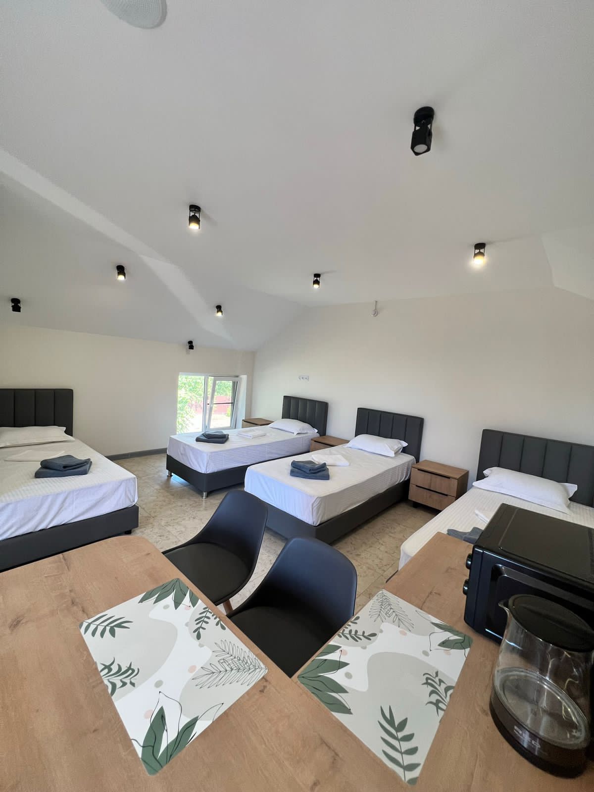 Фото Славия