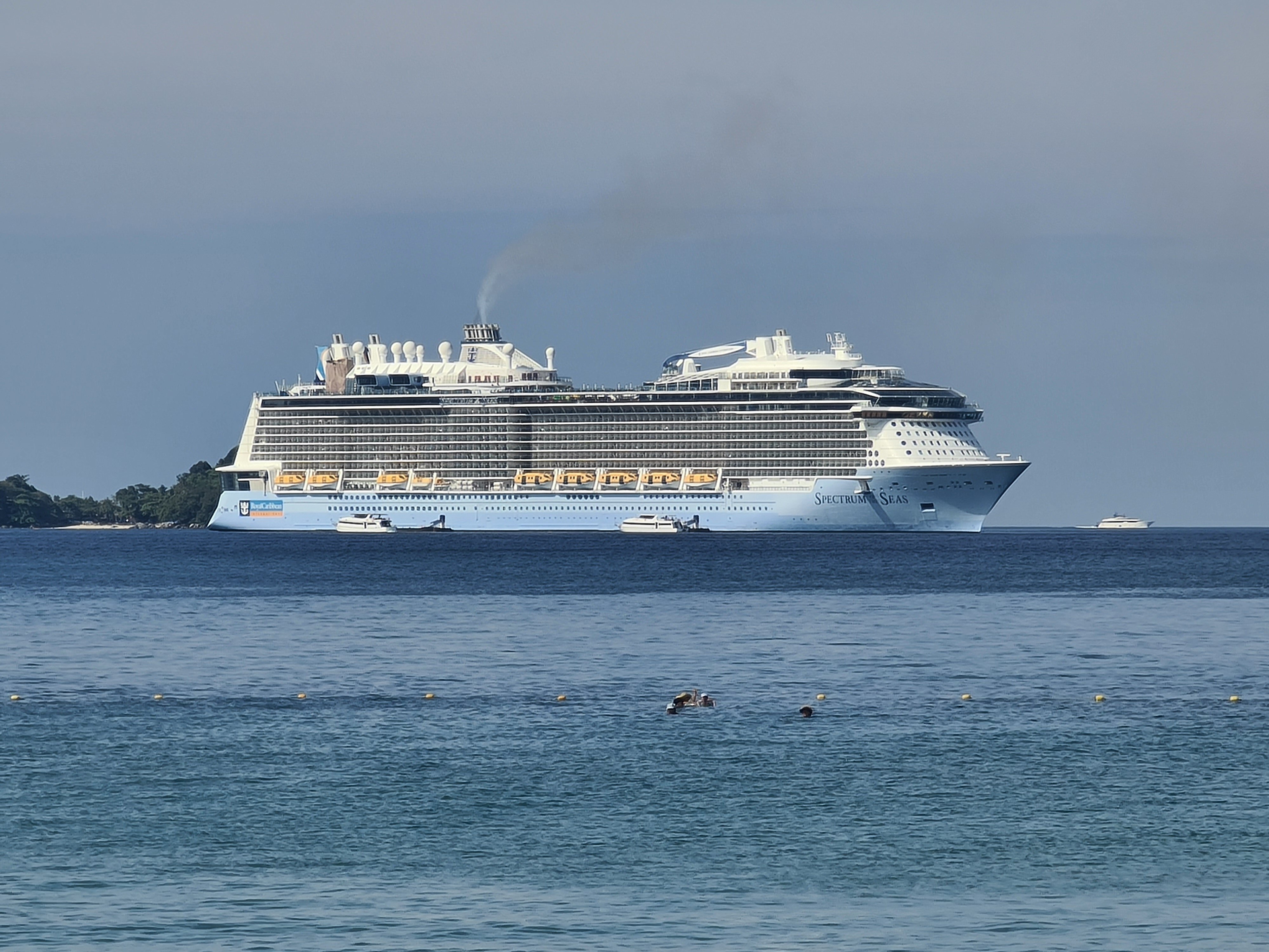 Фото Phuket Graceland Resort and SPA