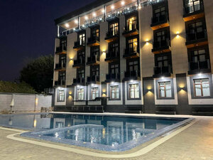 Rayyan Hotel & SPA Tashkent (Urban Settlement of Salar, Zulfiya ko'chasi, 35), hotel