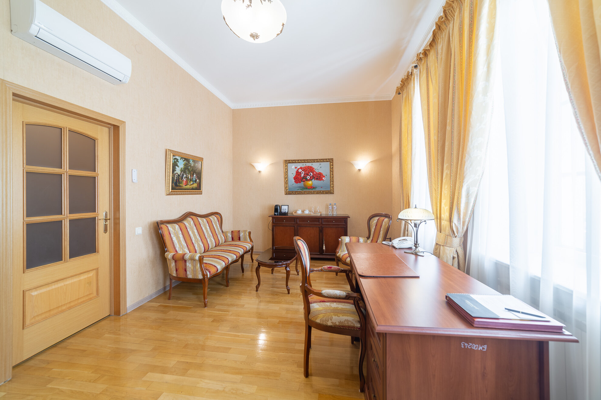 Фото Бутик-Отель Аристократ