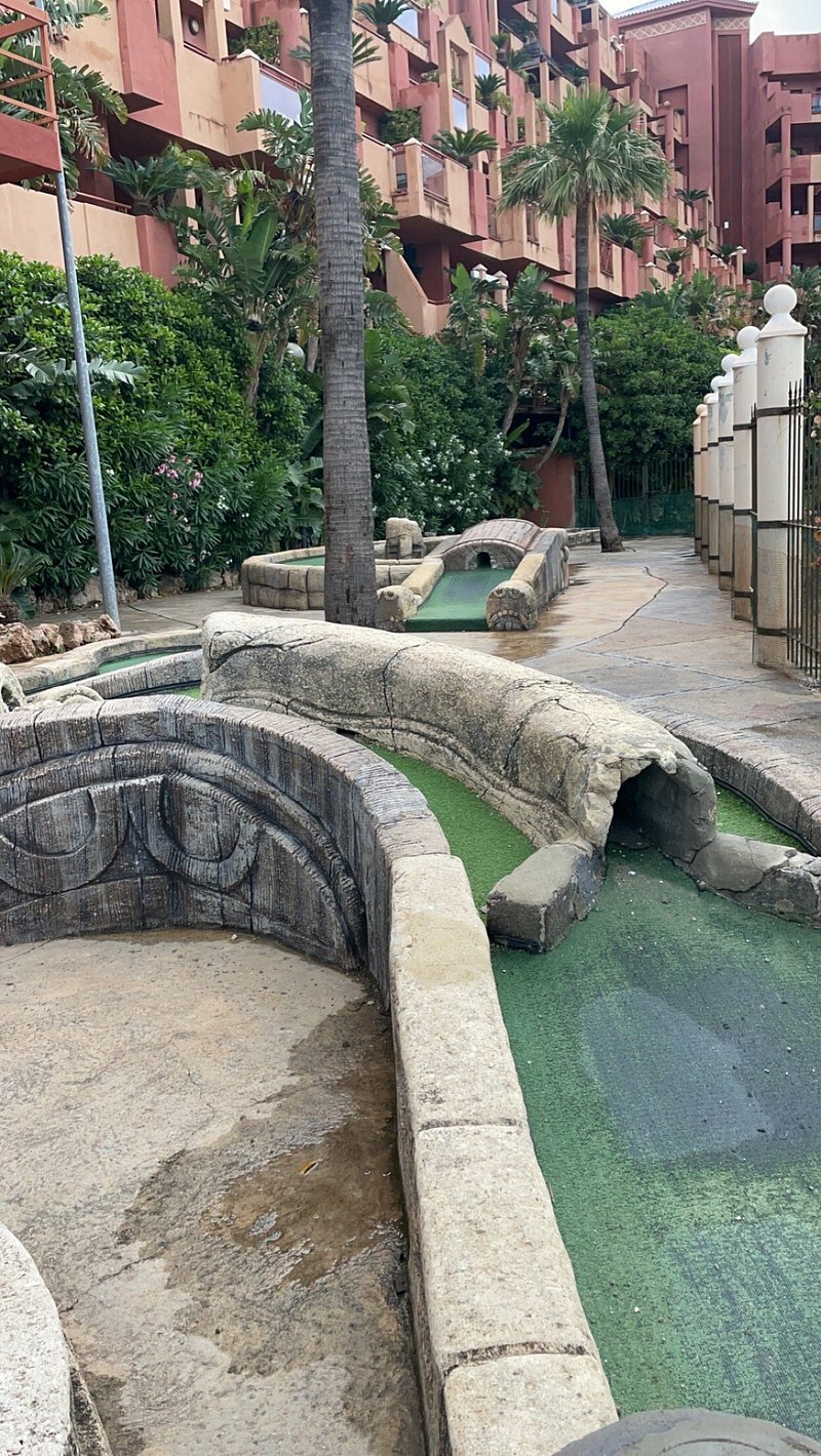 Фото Holiday World Polynesia Hotel