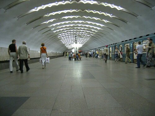 Перово (Москва, Калининская линия, метро Перово), станция метро в Москве