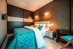 Five Stars (Kommuny Street, 86), short-term housing rental