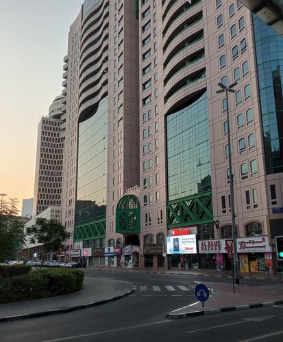 Внешний вид отеля Hyatt Place Dubai Baniyas Square в Дейре, фото 3