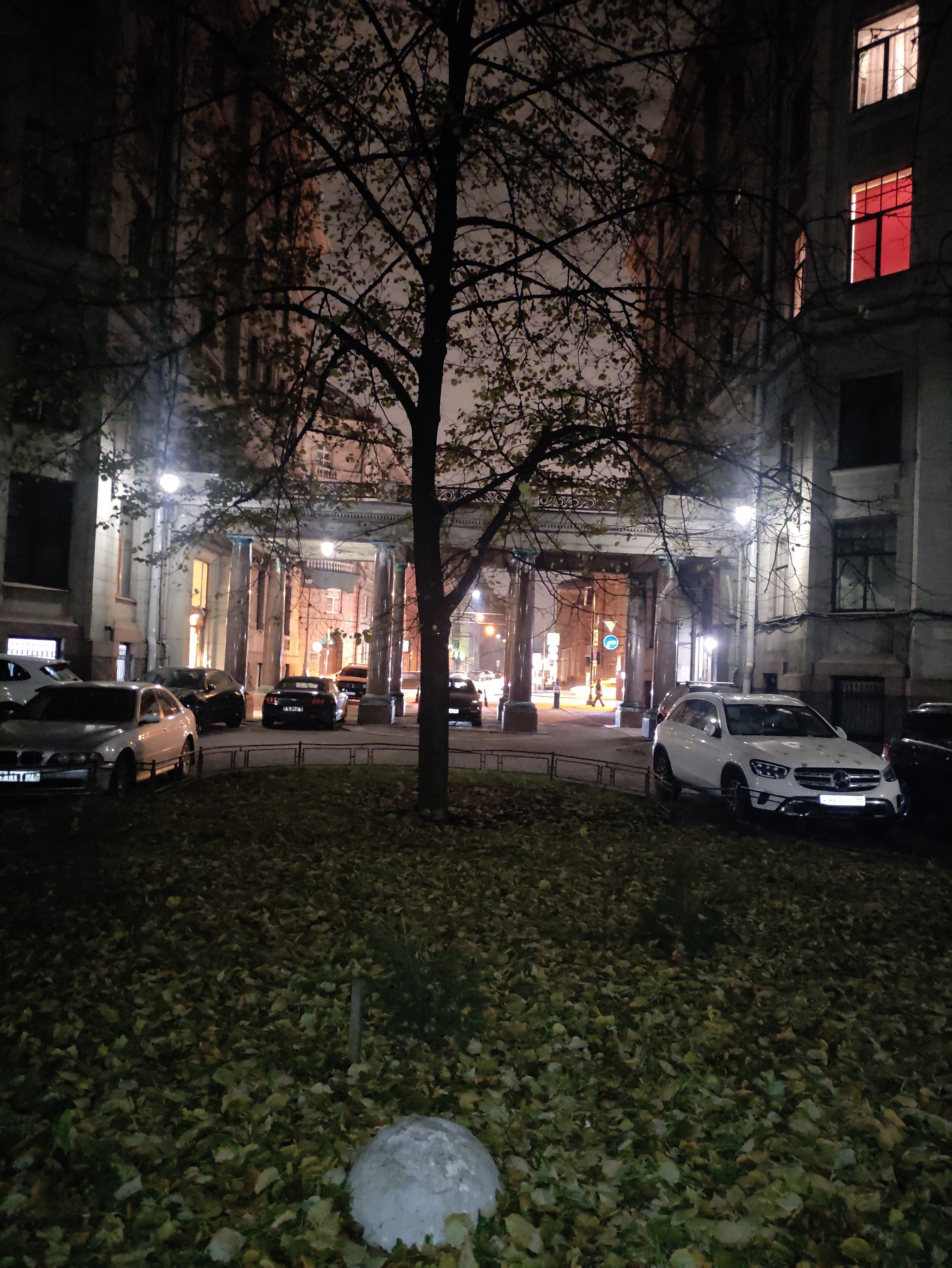 Фото Демократ