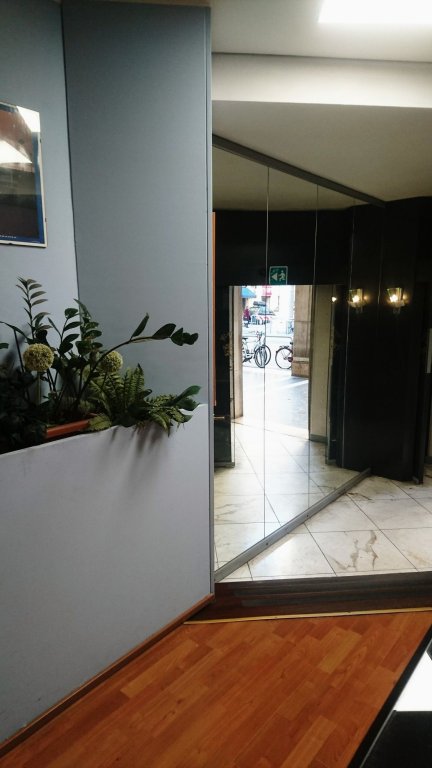 Фото Giappone Inn Parking Hotel