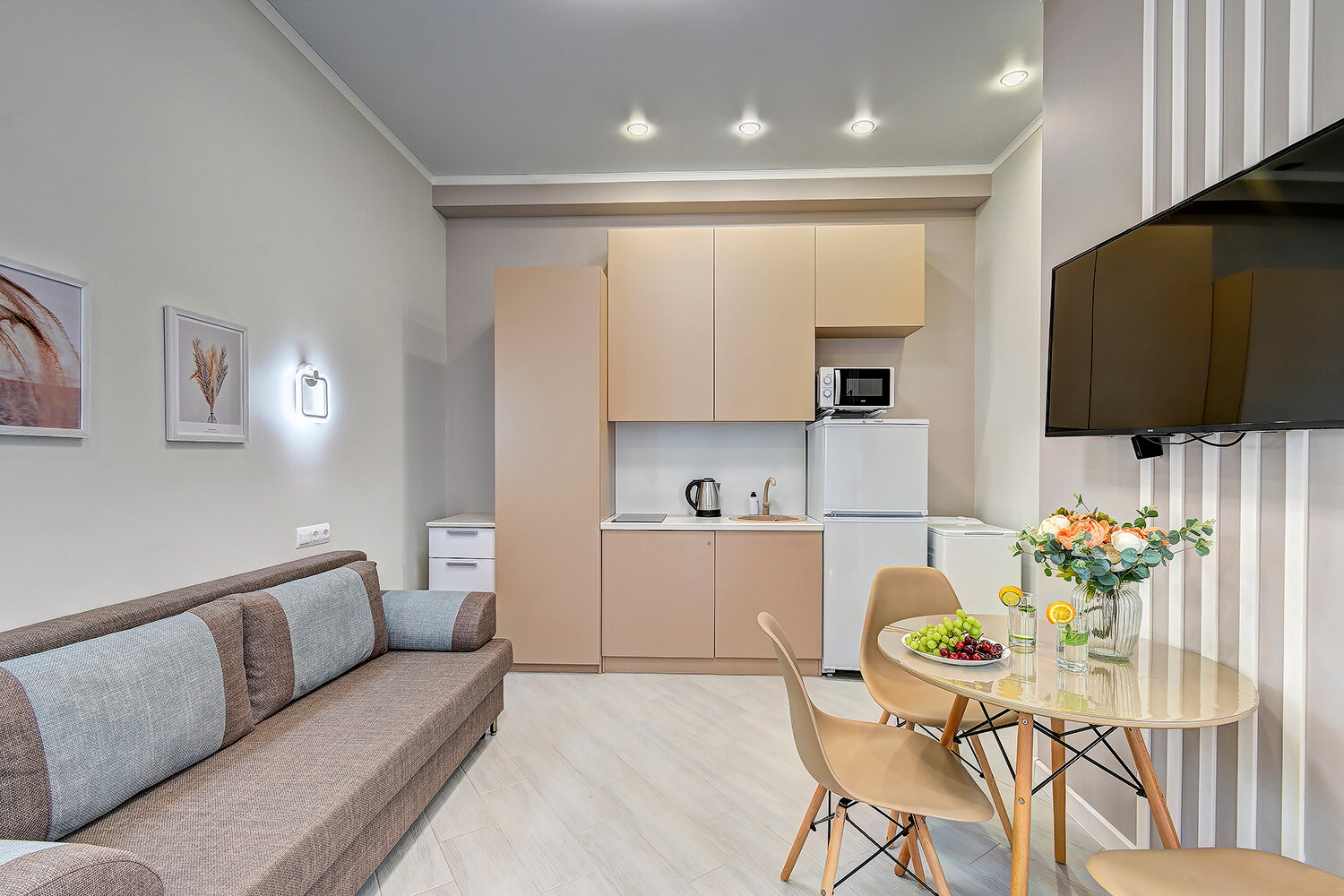 Фото МореСолнцеАпарт на улице Прибрежная 10