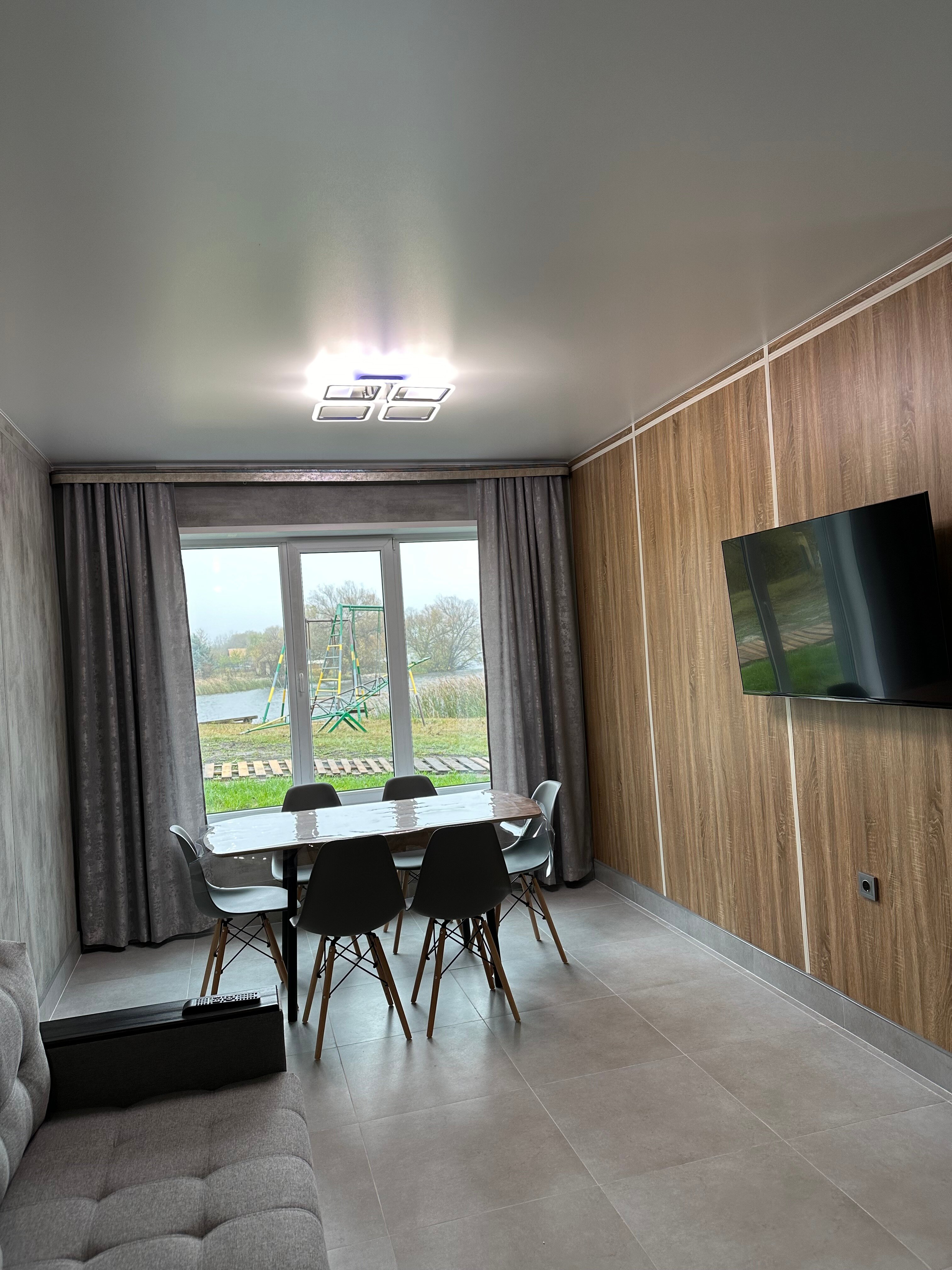 Фото Атмосфера