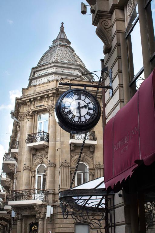 Фото Sapphire Inn Hotel