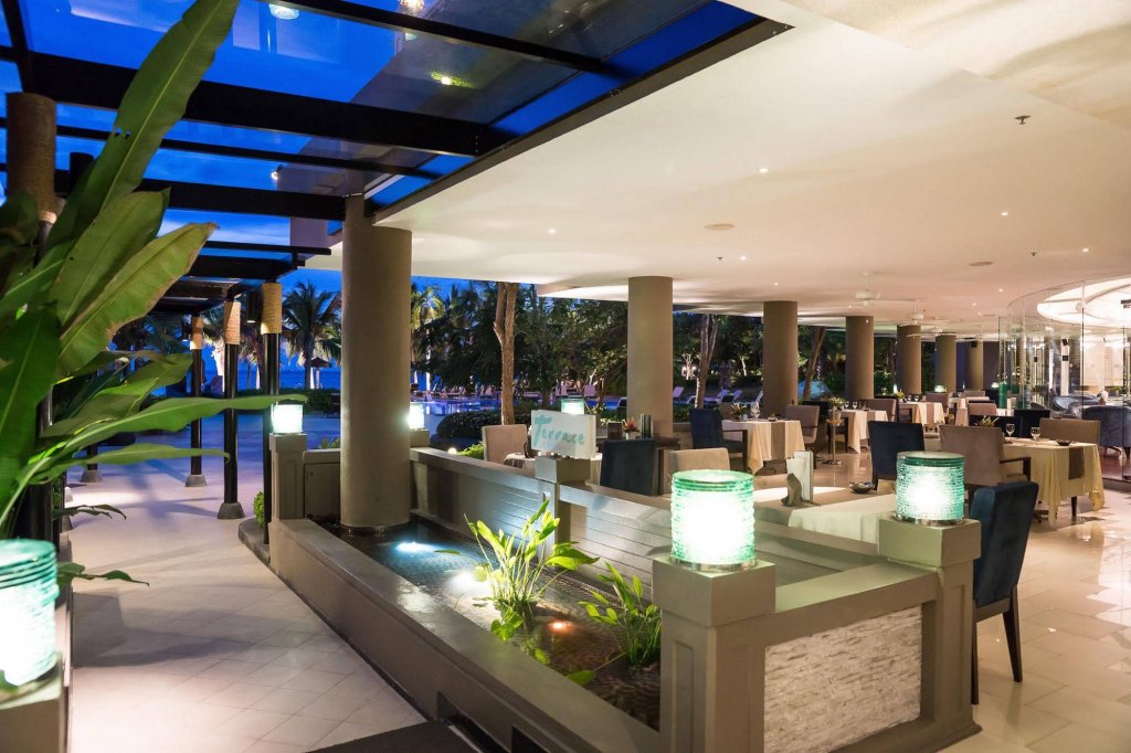 Фото Royal Wing Suites & SPA