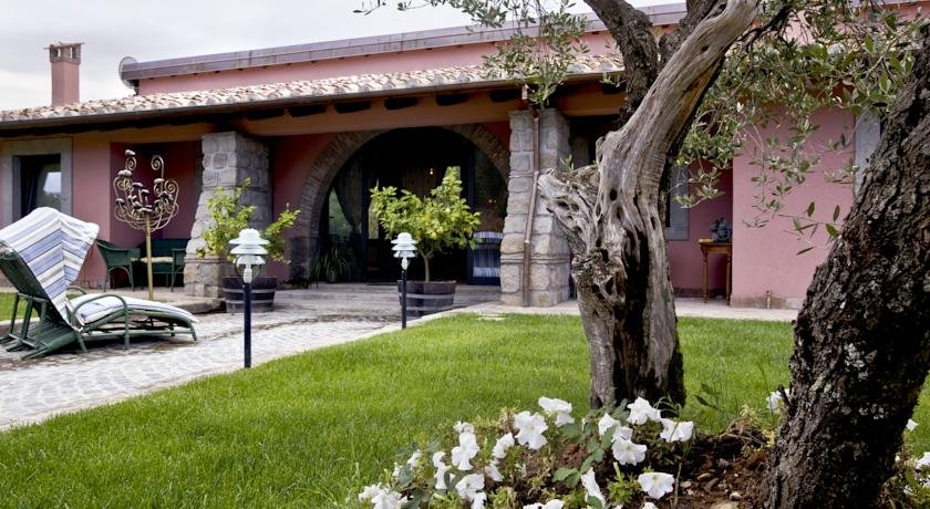 Фото La Chiesuola Hotel