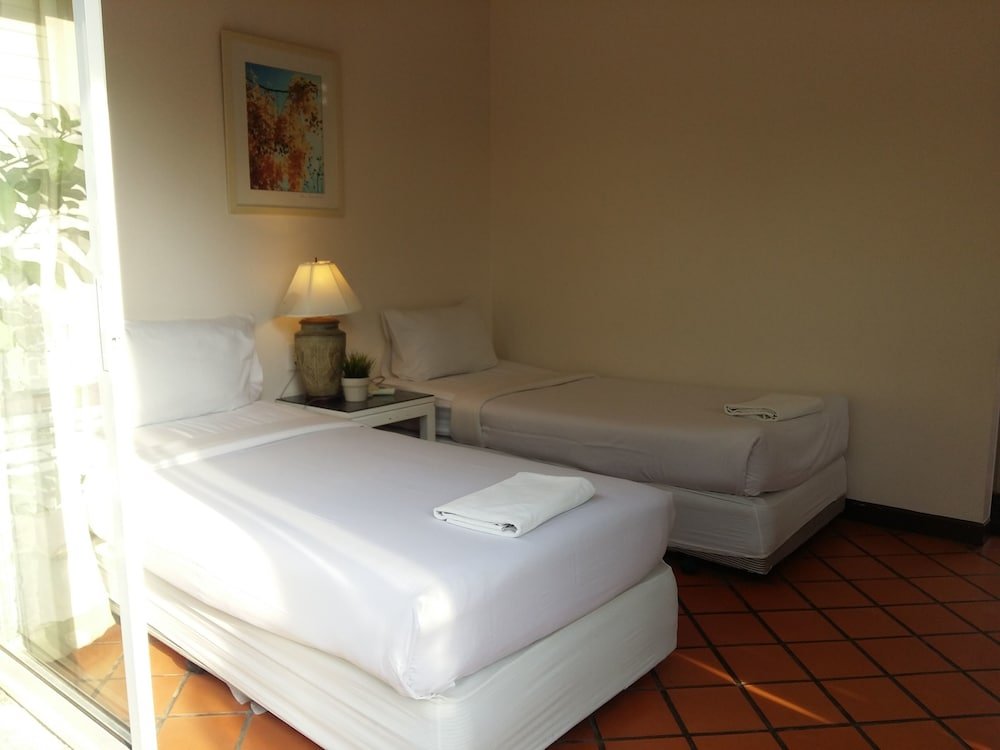 Фото Baan Tai Had Resort and Water Sports