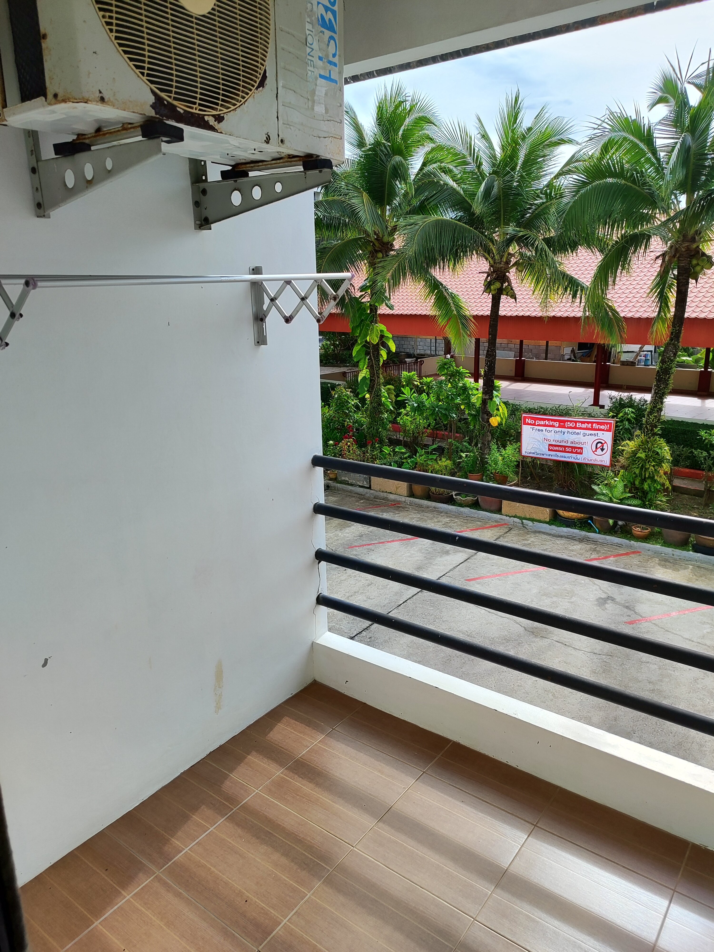 Фото The BluEco Hotel