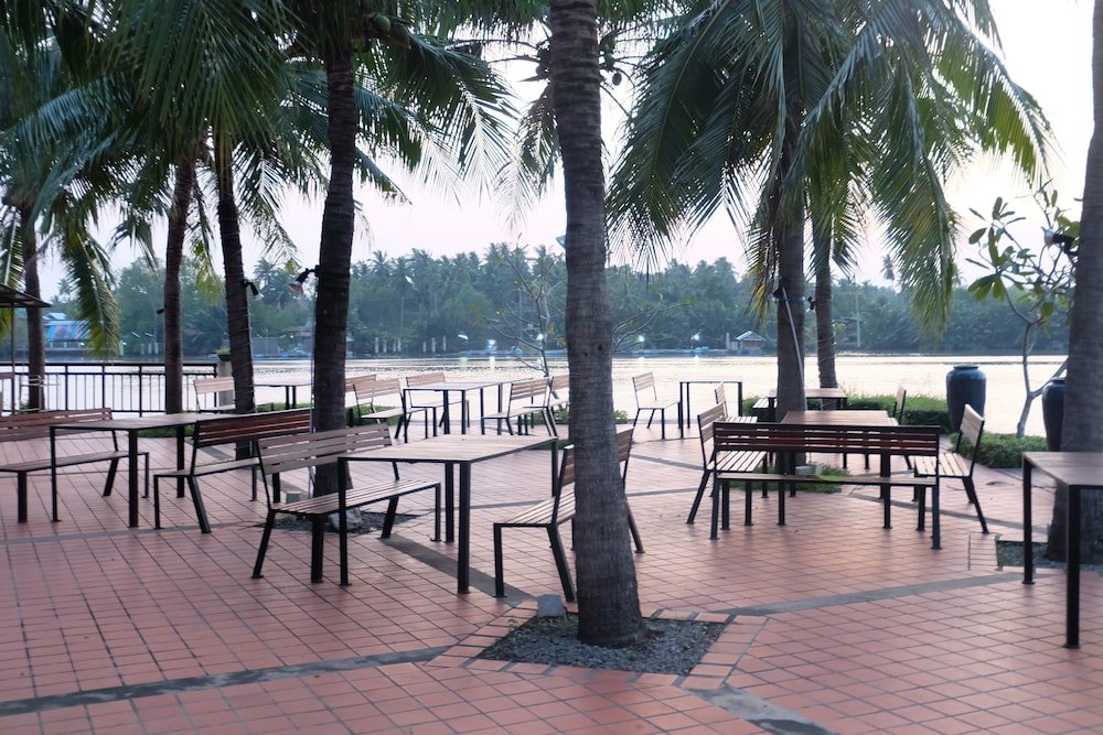 Фото Baan Tai Had Resort and Water Sports