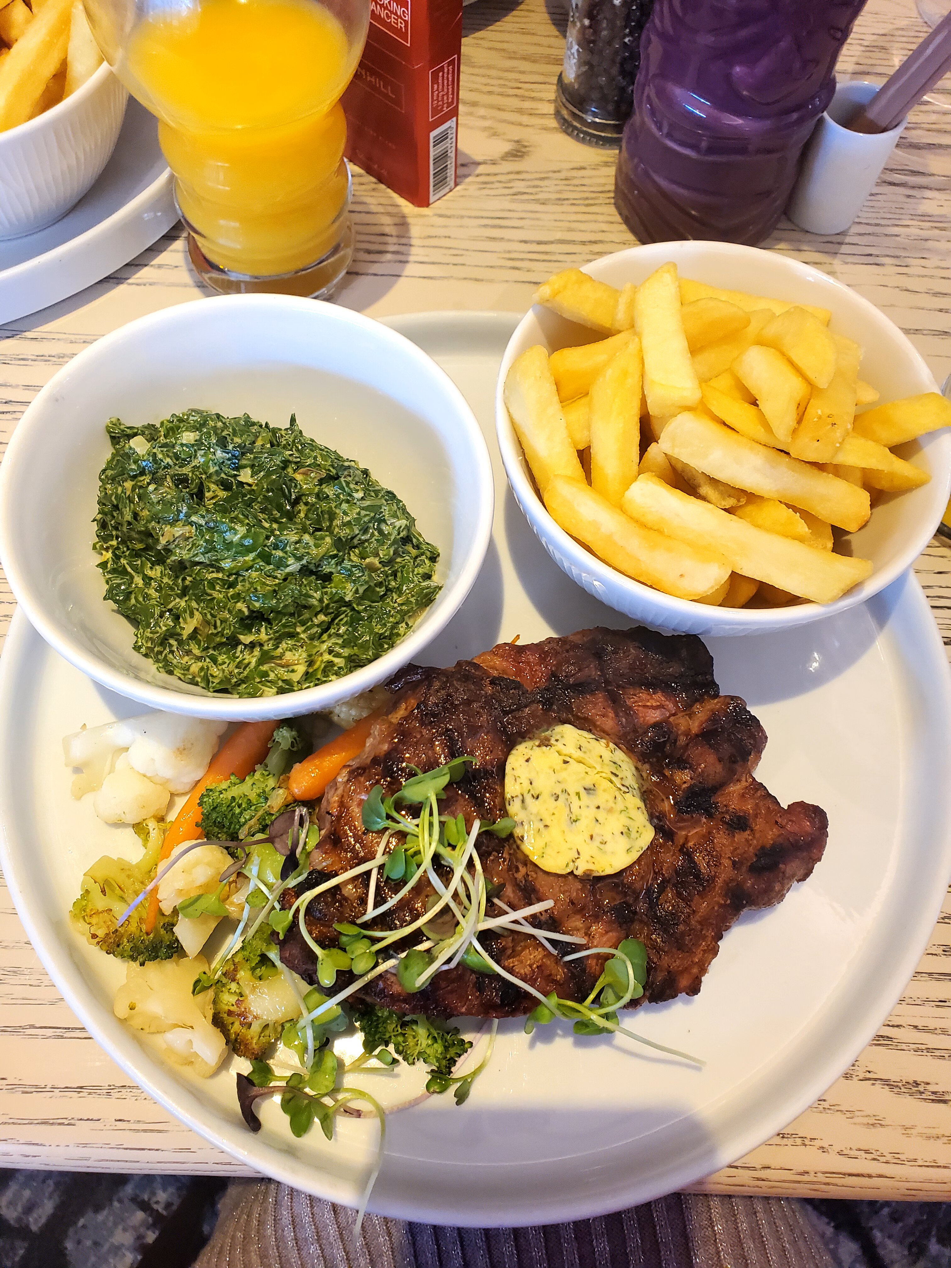 Фото Radisson Hotel & Convention Centre, Johannesburg, O.R. Tambo Airport