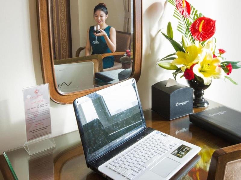 Фото Chalcedony Hotel Hanoi