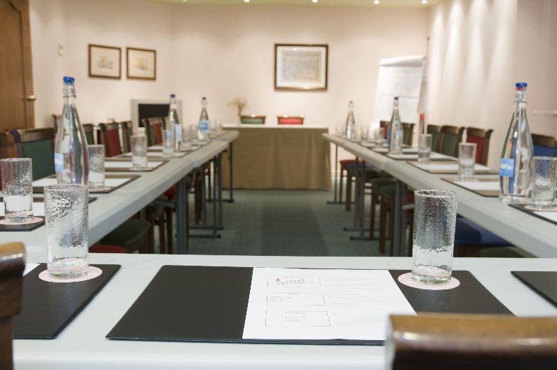 Фото Hotel Ideon