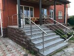 Kazan-perila (Sovetskiy City Administrative District, zhiloy massiv Novaya Sosnovka, Shosseynaya ulitsa, 5Б), escaleras y barandillas de escaleras