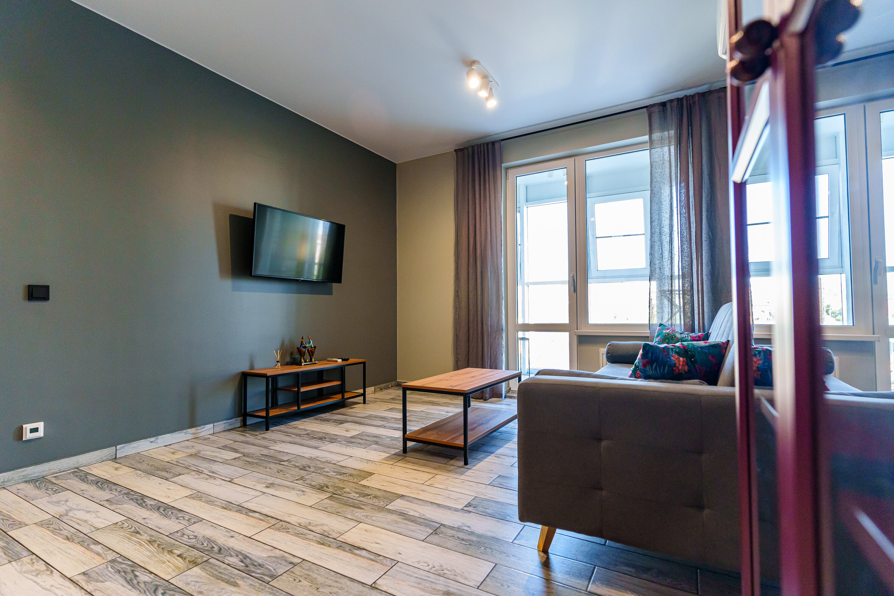 Фото LetoApart на улице Энгельса 95